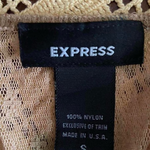 Express Lace Top in Cream - Picture 8 of 8